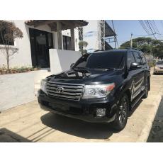 Toyota Land Cruiser V8